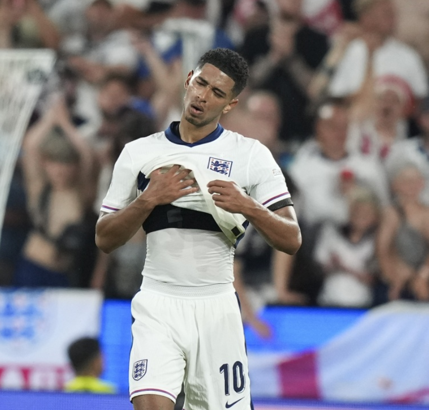 利贡献了极 利贡献了极