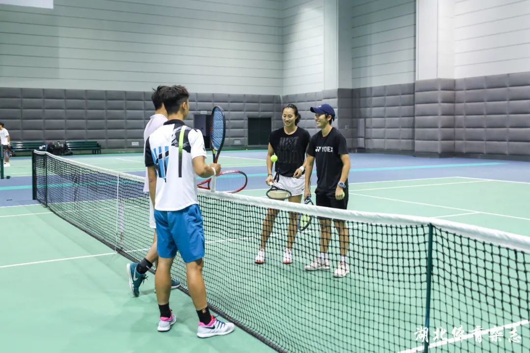 竞争激烈和 竞争激烈和