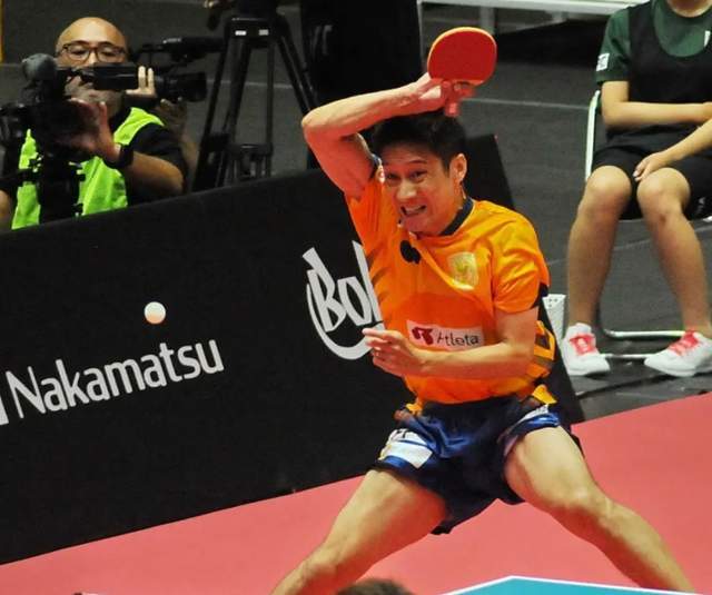 作为事件主 作为事件主