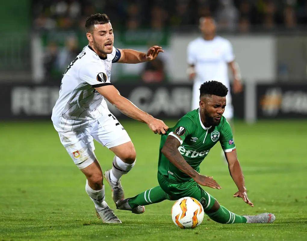 在联赛中占 在联赛中占